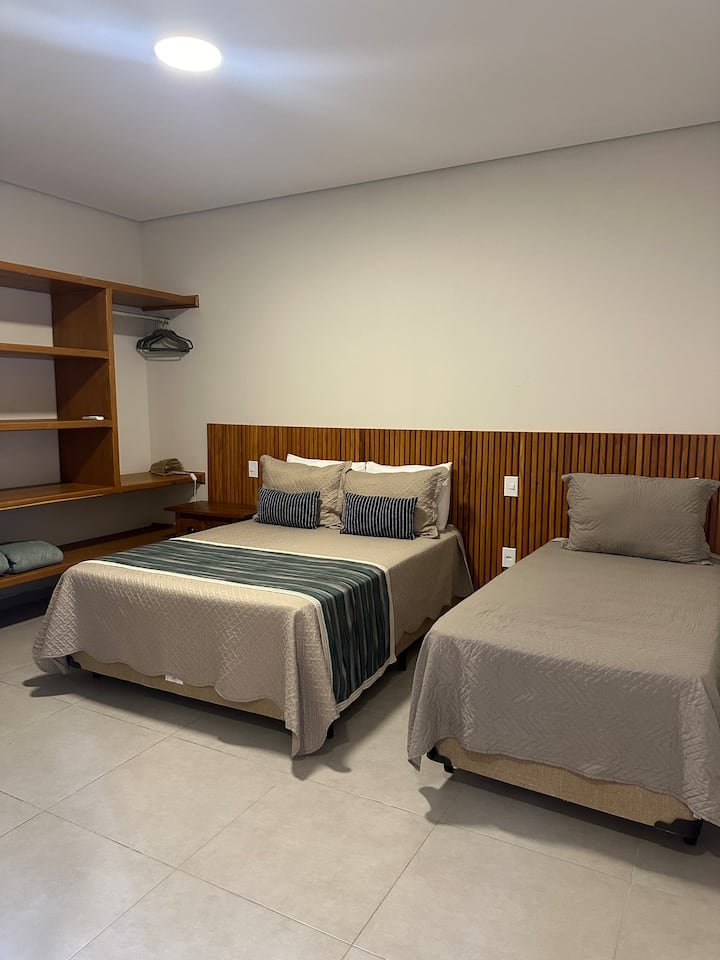 e8d2a6ba-1f7f-4d97-8c2a-0c2af0b72cb5 (1)